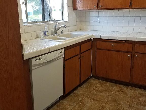2nd image of 23670 Monument Canyon Dr Unit E