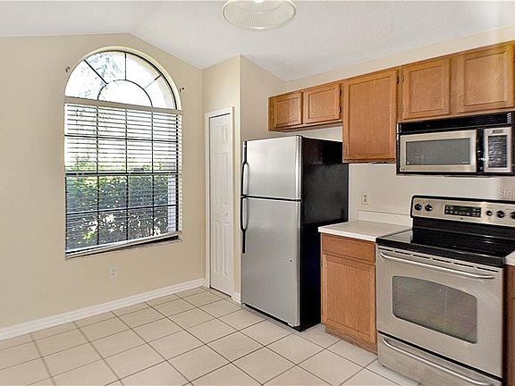 2nd image of 2178 Meadow Ct