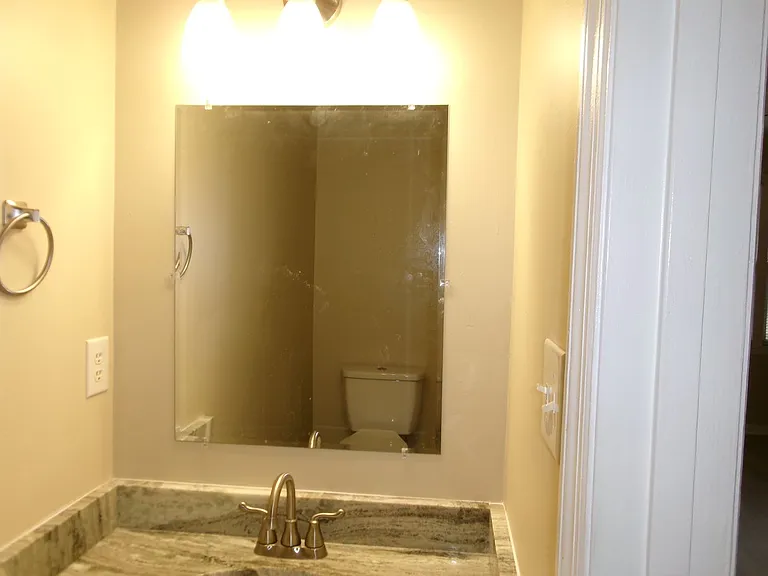 4346 Oak St #A — Photo 5