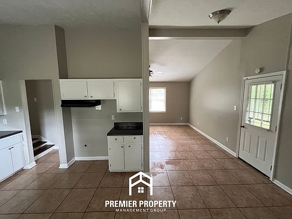 5th image of 1514 Winfield Ave