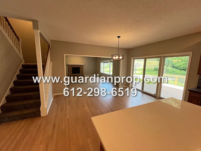 7303 Hidden Valley Ln S — Photo 9