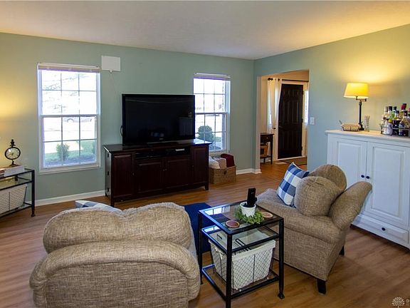 5th image of 793 Park Hill Ct