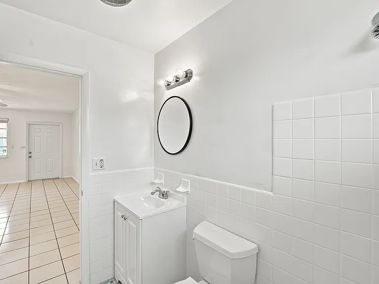 7211 Venetian St #2 — Photo 3
