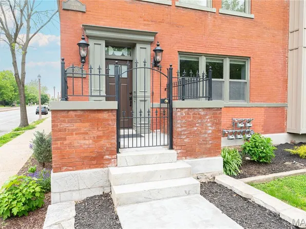 3559 Halliday Ave Unit 102, Saint Louis, MO 63118