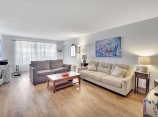 170 High Point Terrace E Apt B, Delray Beach, FL 33445