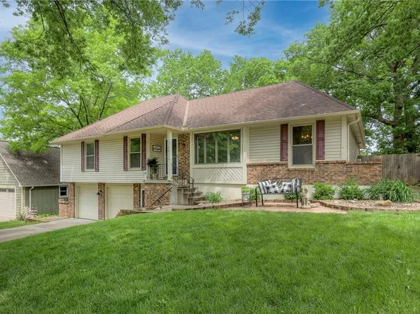 14110 W 61st Ter, Shawnee, KS 66216