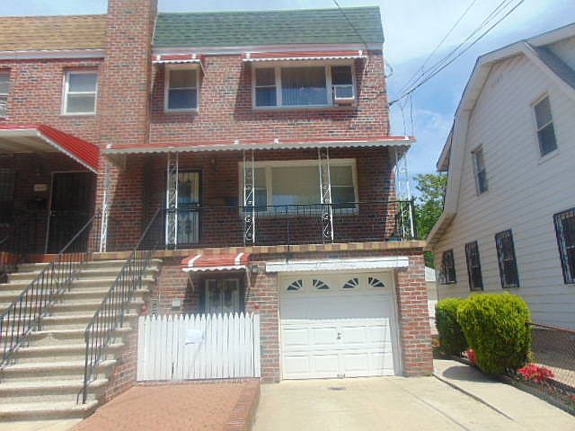 1st image of Nereid Ave