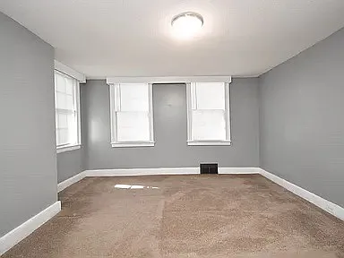 15 Pleasant St #1 — Photo 2