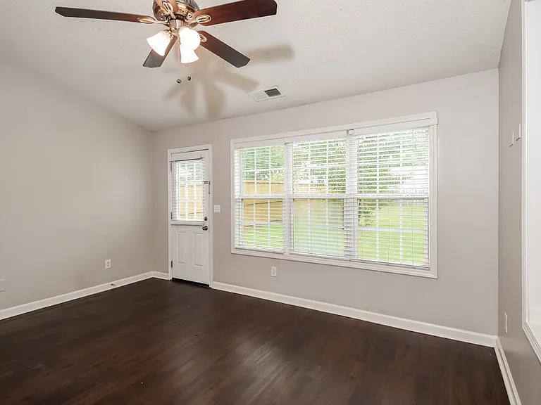 22 Belgrant Ct — Photo 5