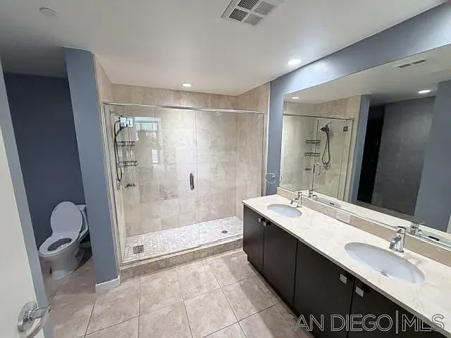 800 The Mark Ln #208 — Photo 6