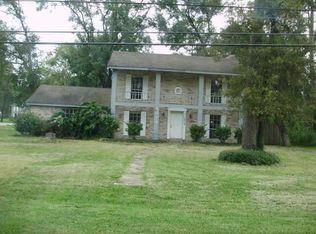 1814 Eagle Point Rd, Crosby, TX 77532