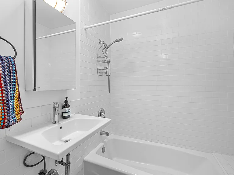706 N La Fayette Park Pl — Photo 24