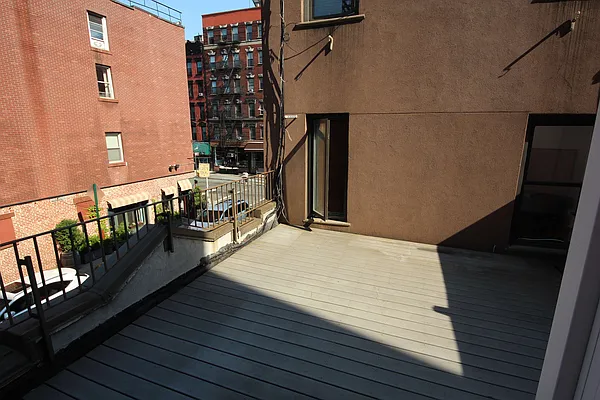 Rented by Waverly Realty Associates | media 17