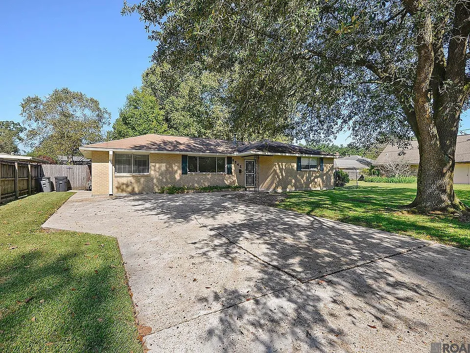 8345 Thurman Dr