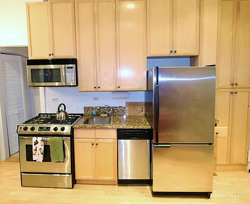 Rented by Oxford Property Group | media 8