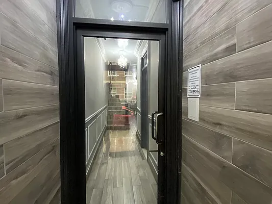 Rented by Oxford Property Group | media 48