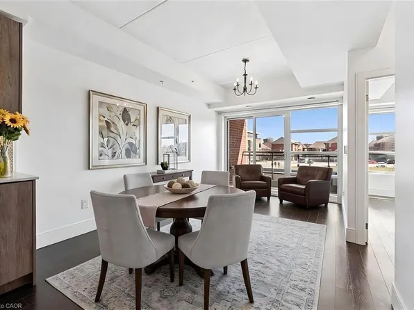 15 Prince Albert Blvd #203, Kitchener, ON N2H 0C2
