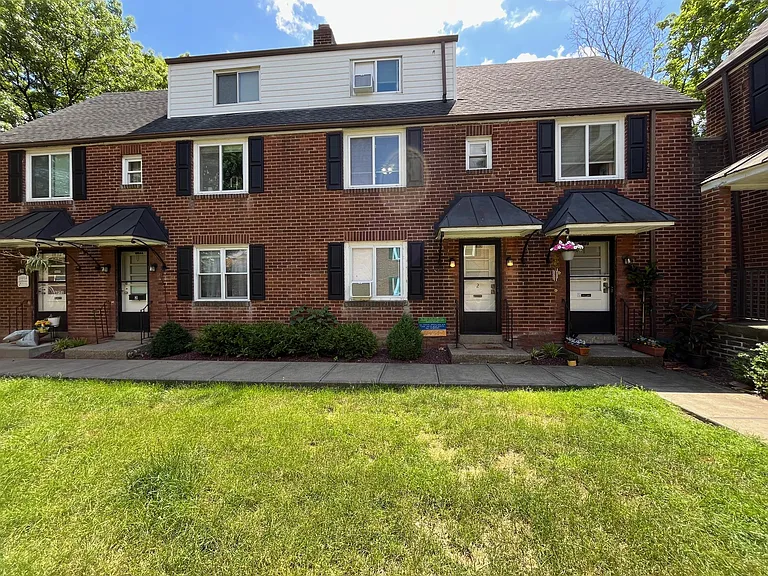 6830 Meade St #2 — Photo 26