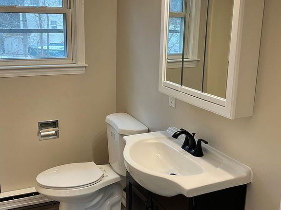 4th image of 172 Broadway APT 4
