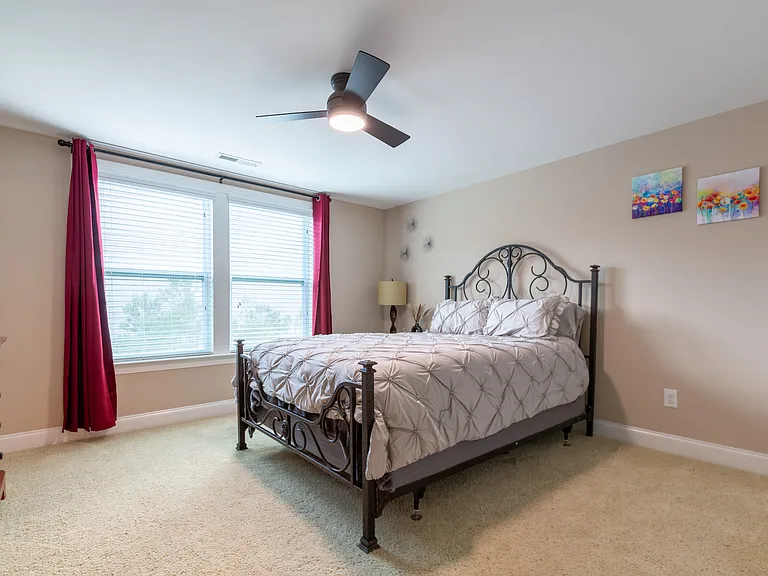 805 Poplar St — Photo 9