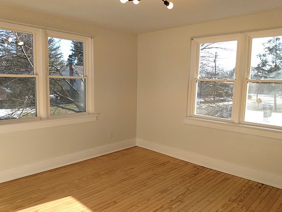 Living Room (similar photo)