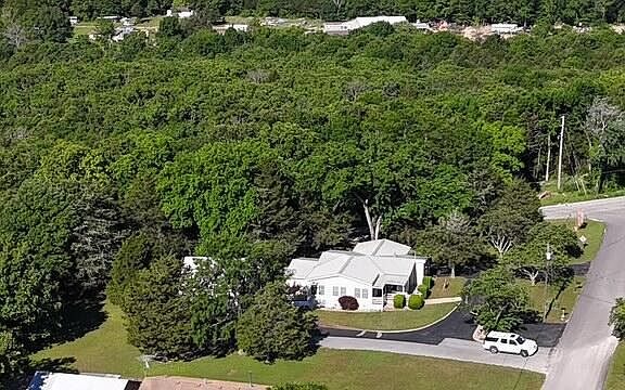 3rd image of 32 Ledgestone Road