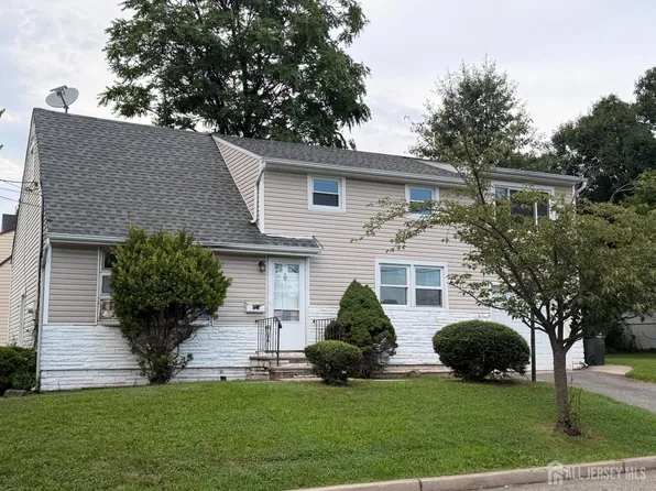 38 Raritan Ave, Port Reading, NJ 07064