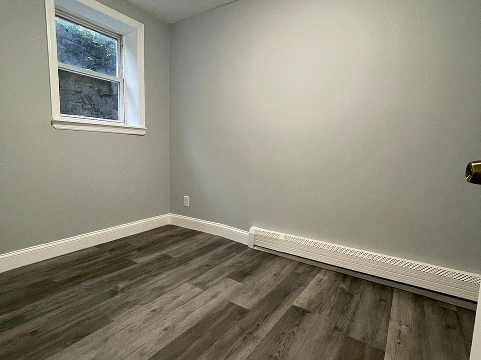 2nd image of 481 Central Ave #1R