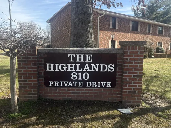 810 Highland Dr APT 103, Knoxville, TN 37912