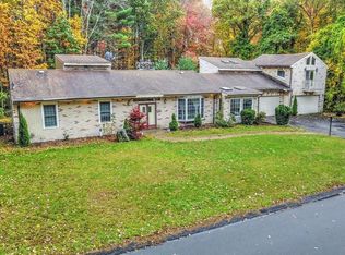 300 Raleigh Tavern Ln, North Andover, MA 01845