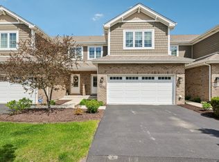 14255 Lacey Dr, Lemont, IL 60439