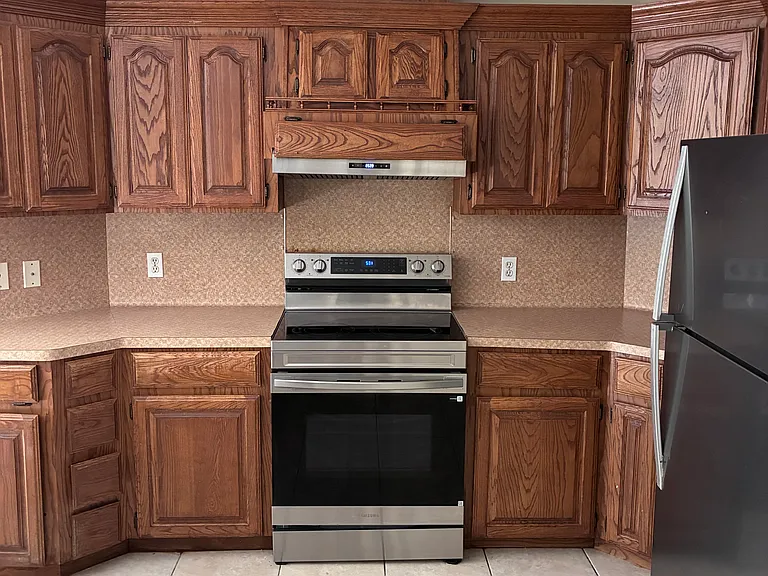33828 California Rd — Photo 4