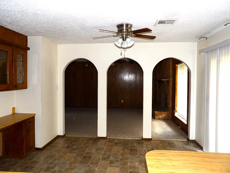 7904 NW Terrace Hills Blvd — Photo 3