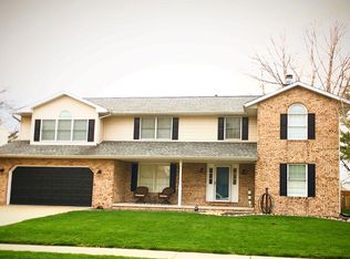 1813 Windycrest Dr, Springfield, IL 62704