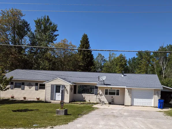 1086 Wayne Rd, Alpena, MI 49707