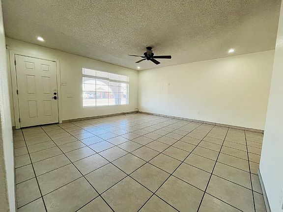 4th image of 4025 N 81st St