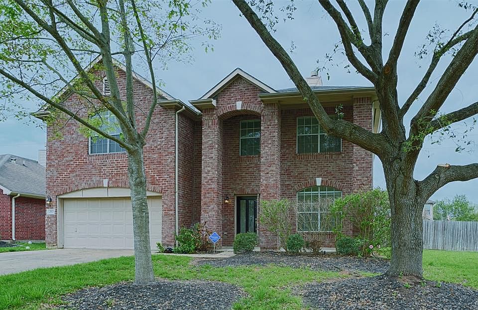 1st image of 2523 Willow Springs Ln