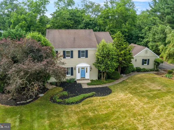 23 Canal Run E, Washington Crossing, PA 18977