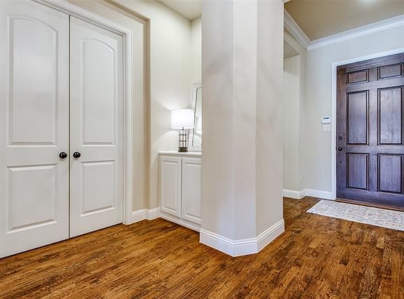 3rd image of 3707 Buffalo Way