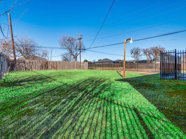 1902 San Antonio St, Grand Prairie, TX 75051