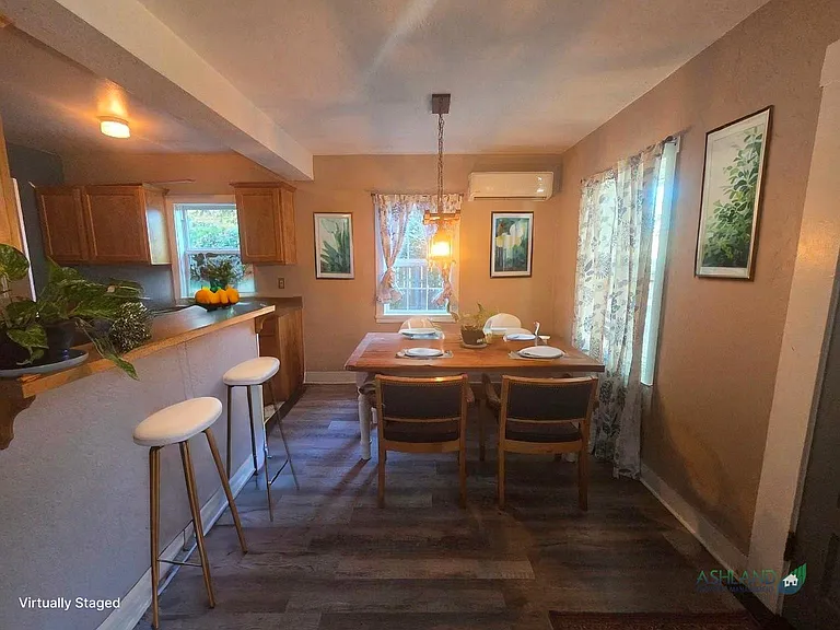 531 Clay St — Photo 5
