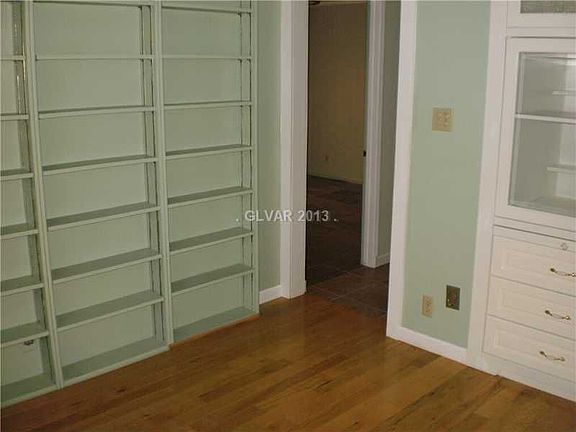 3rd image of 6601 Bourbon Way