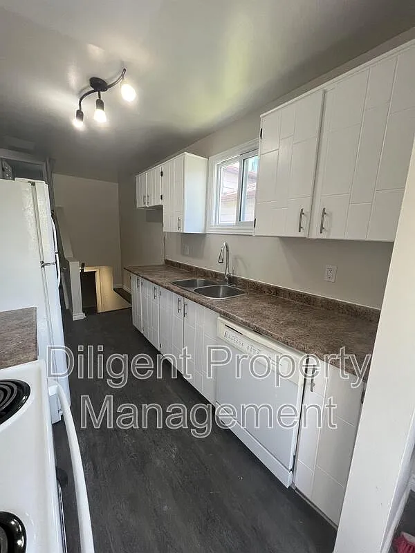 1 bed, 1.0 bath, 108 sqft, $650 — Photo 1