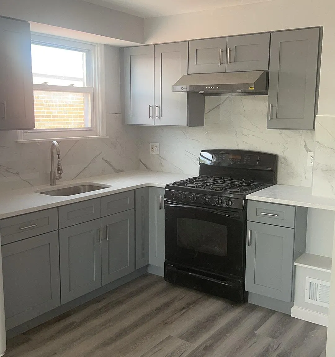 9431 Kirkwood Rd — Photo 1
