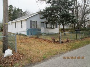 10 Locust Rd, Villas, NJ 08251