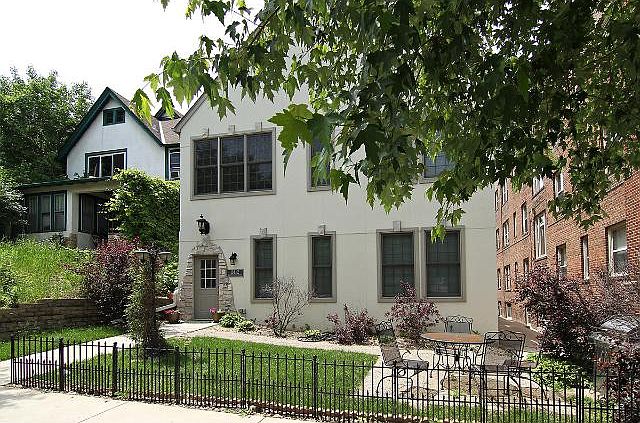 1st image of 2412 Harriet Ave APT 202