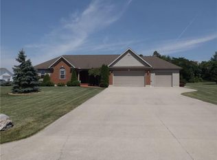 6862 Catamaran Dr, Huntsville, OH 43324