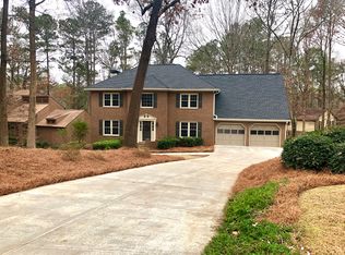 4290 Chimney Lake Dr NE, Roswell, GA 30075