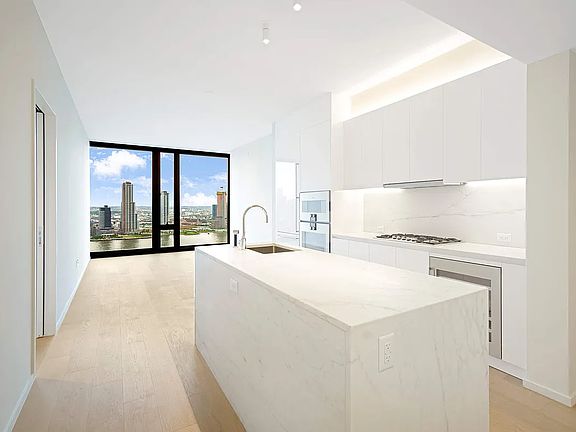 3rd image of 695 1st Ave #35A