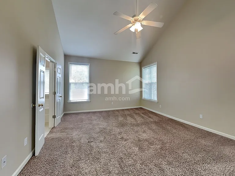 331 Surrywood Dr — Photo 10